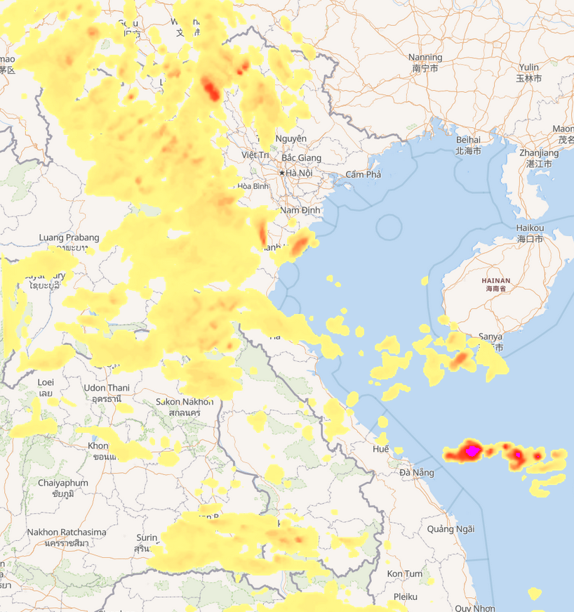8_13_Vietnam3k_forecast lightning 